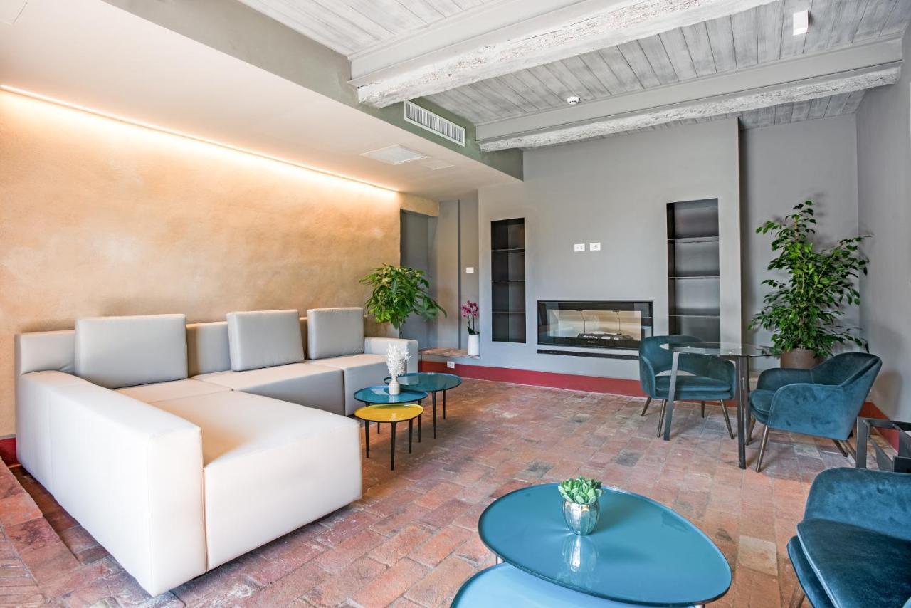 La Locanda Di Petriolo Monticiano Exteriör bild